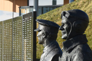 Lord Dowding and Sire Keith Park Statues
