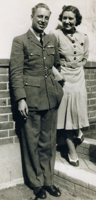 Pilot Officer John Layton Flinders