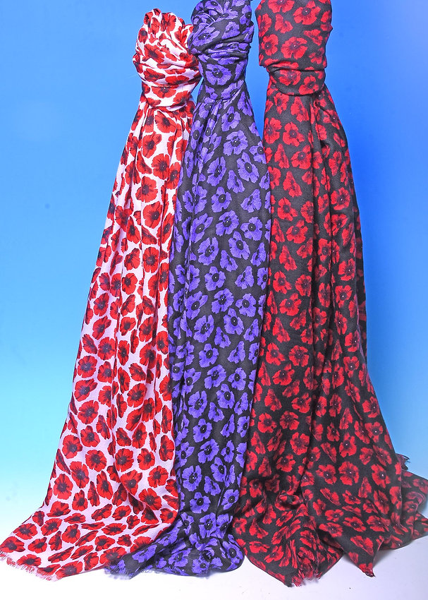 Small Poppy Scarf
